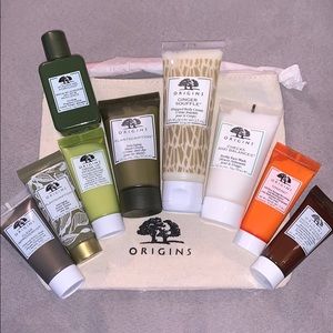 Origins | 9-piece travel set